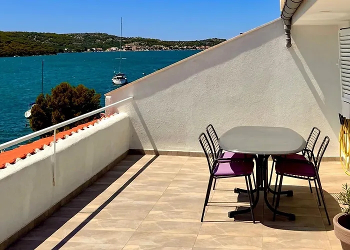 Apartman By The Sea Tisno, Murter - 14346 Tisno